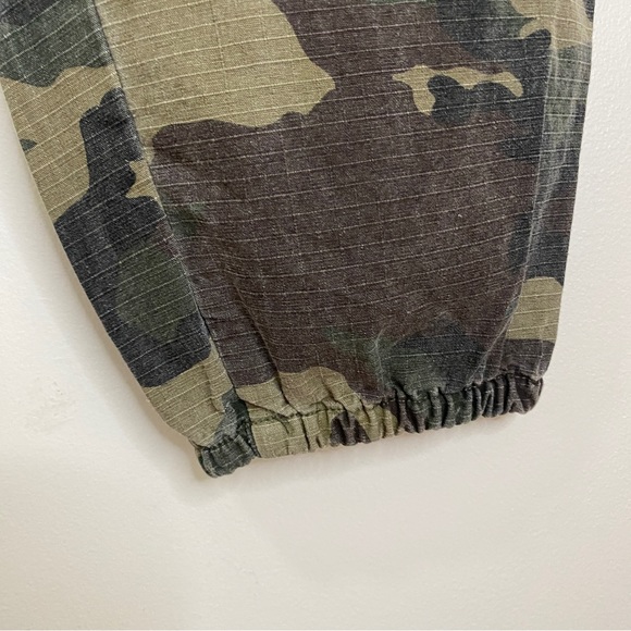 Sojara REWORKED Vintage Camo Love Peace Button-Fly Cargo Jogger Pant - Picture 7 of 7